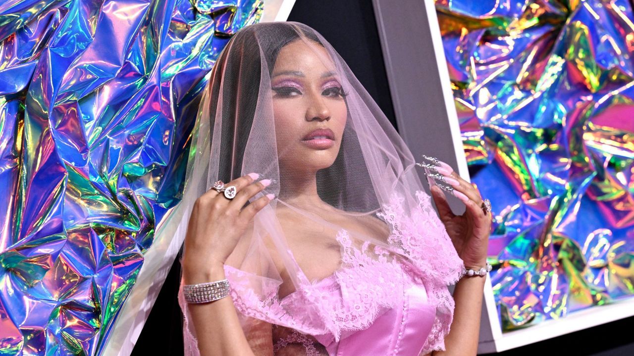 Nicki Minaj Mtv Awards 2025 paule meghan